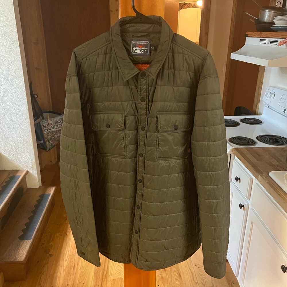 Faherty 2xl gray  puffer jacket